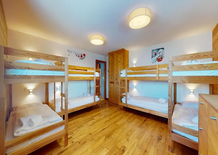 In With Hot Tub Chalet